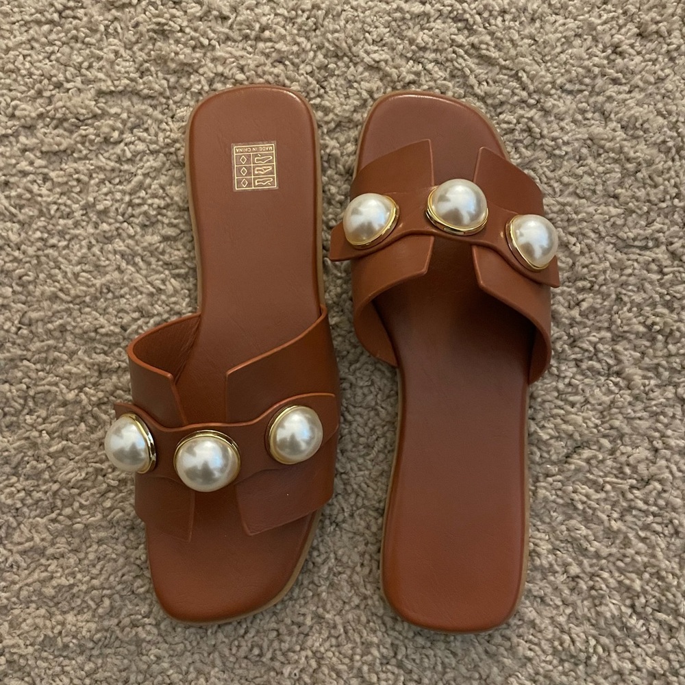 Brown Pearl slides